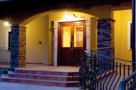 Hotel Duca Di Calabria Serra San Bruno Exteriör bild