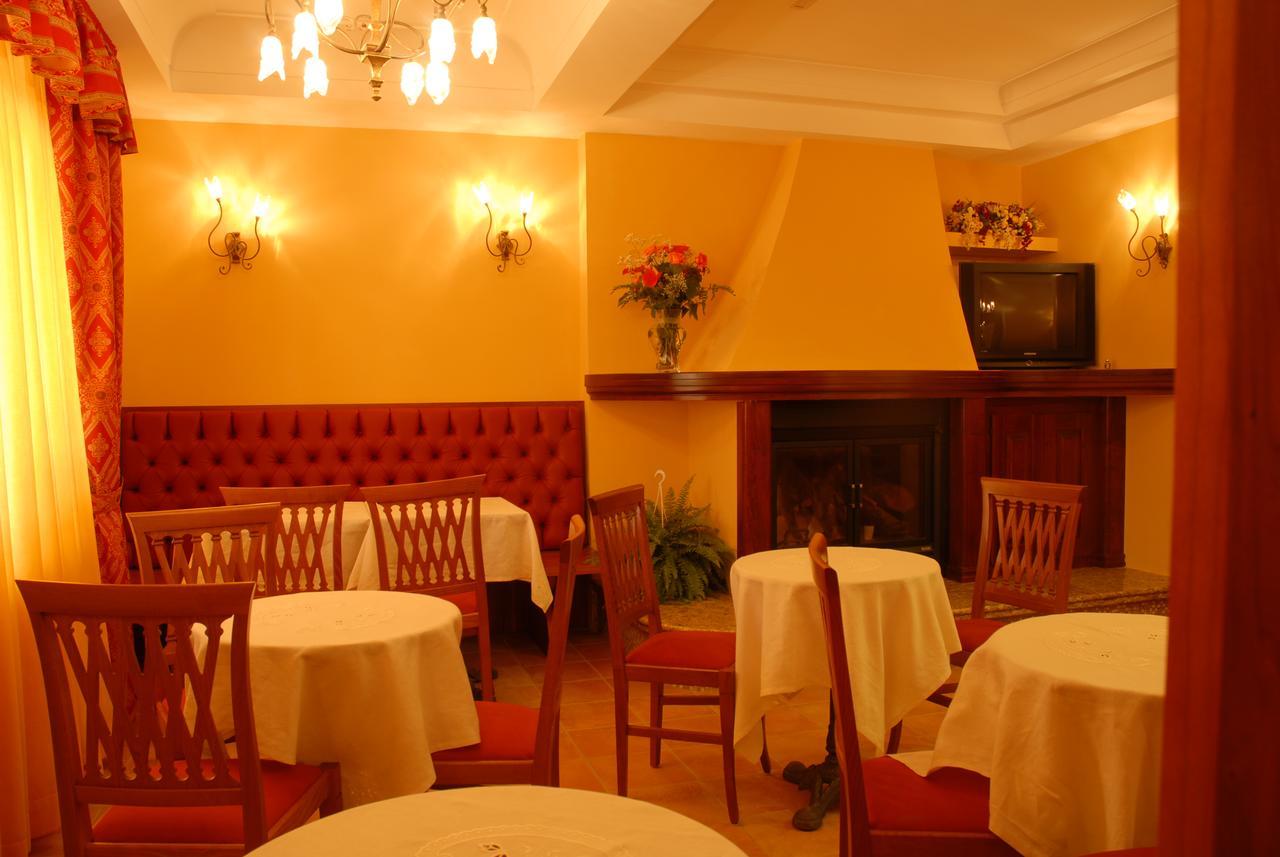 Hotel Duca Di Calabria Serra San Bruno Exteriör bild